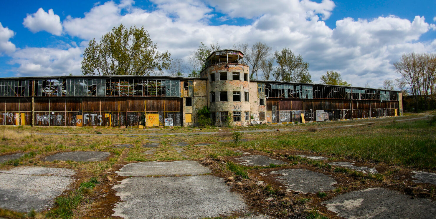 Lost-Place – Bücker-Flugzeugwerke in Rangsdorf ein historisch wichtiger Ort